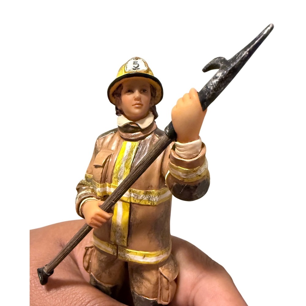 Red Hats of Courage Ready For The Task Firefighter Figurine‎ FM88682 Handcrafted